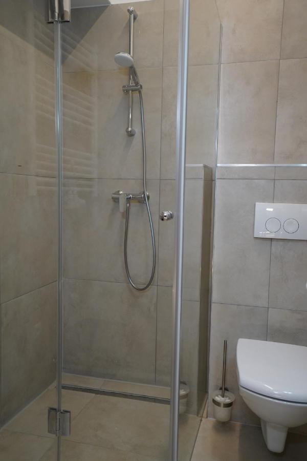 Real Appartments Wina Bagian luar foto