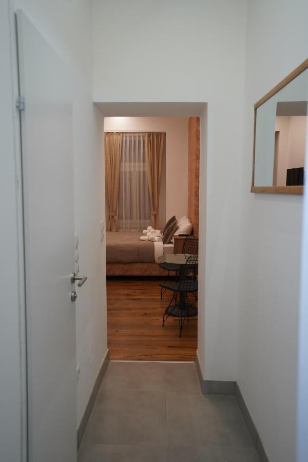 Real Appartments Wina Bagian luar foto