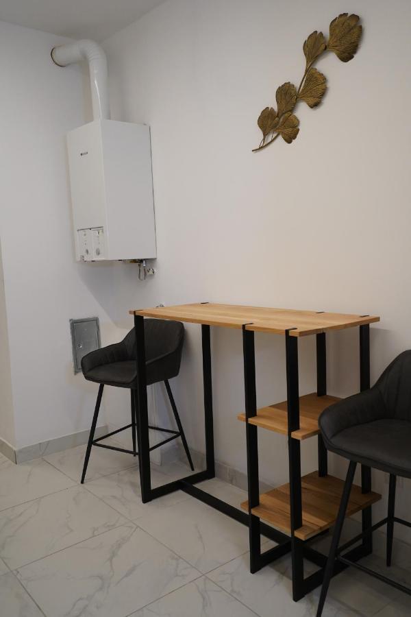 Real Appartments Wina Bagian luar foto