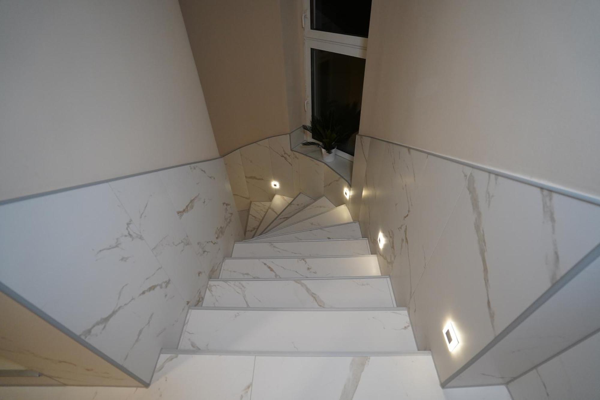 Real Appartments Wina Bagian luar foto