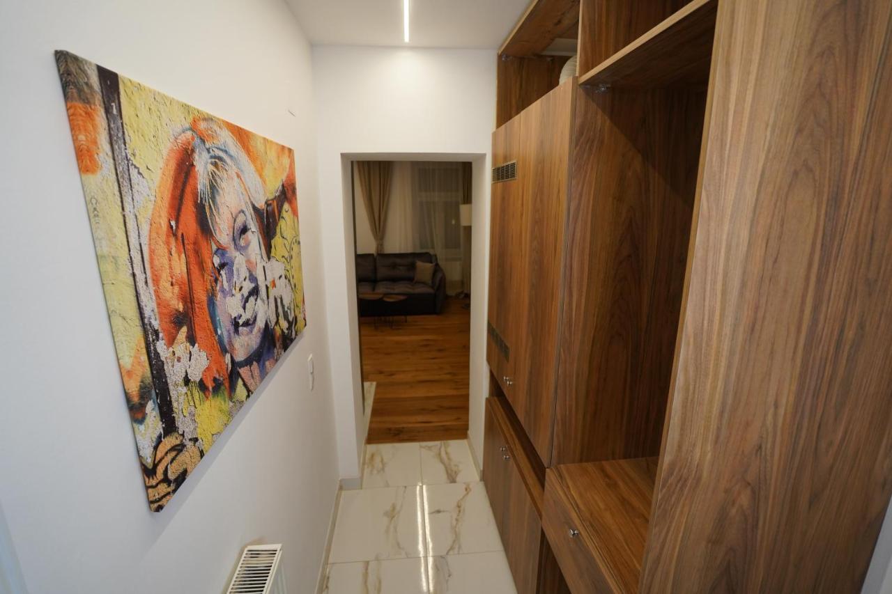 Real Appartments Wina Bagian luar foto